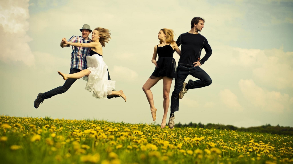 Dandelion Dancing